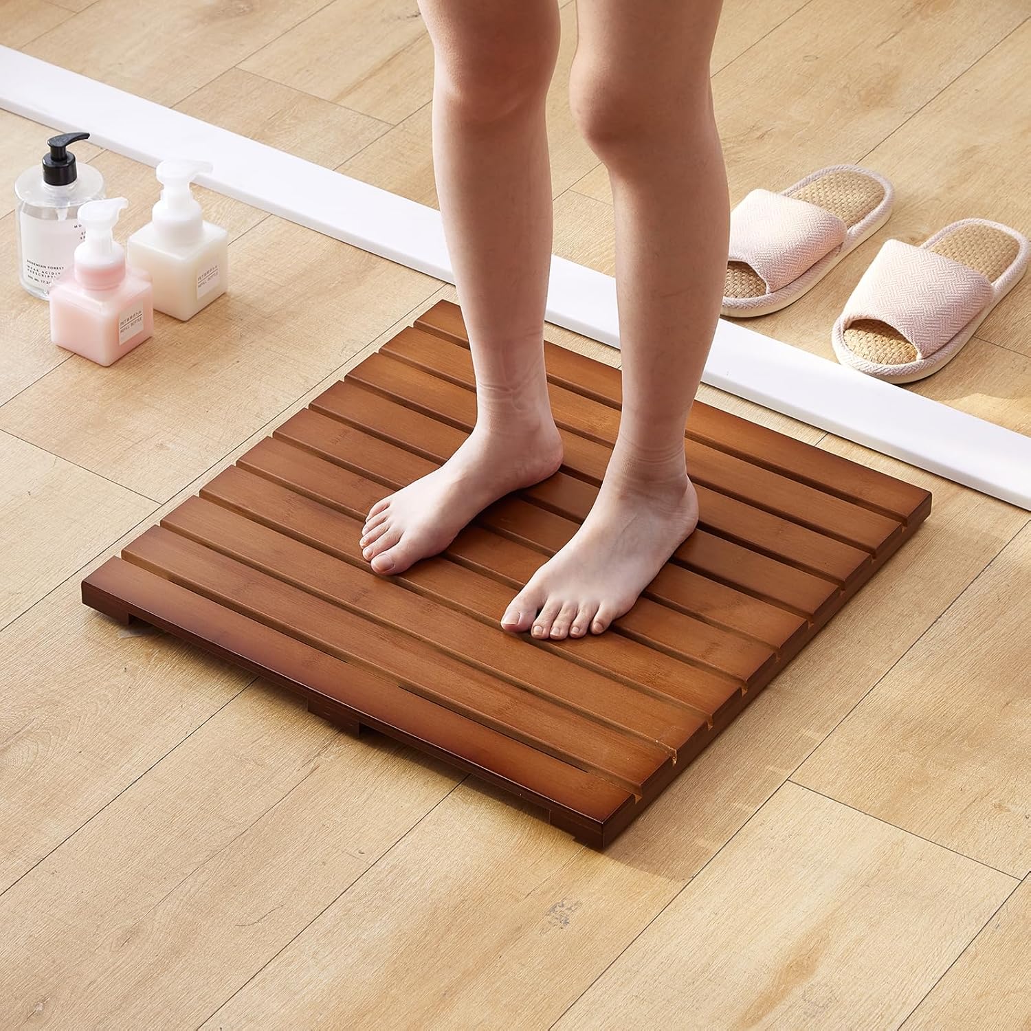 Bamboo Bath Mat for Shower with Non-Slip Rubber,Bathtub Mat,Floor Mat,Shower Mat for Indoor,Outdoor,Spa, Sauna, Pool (Brown, 25.5 * 17 * 1.4 inches)